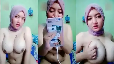 Bokep Hijab VIA Live Tiktok Pamer Susu Viral Indo